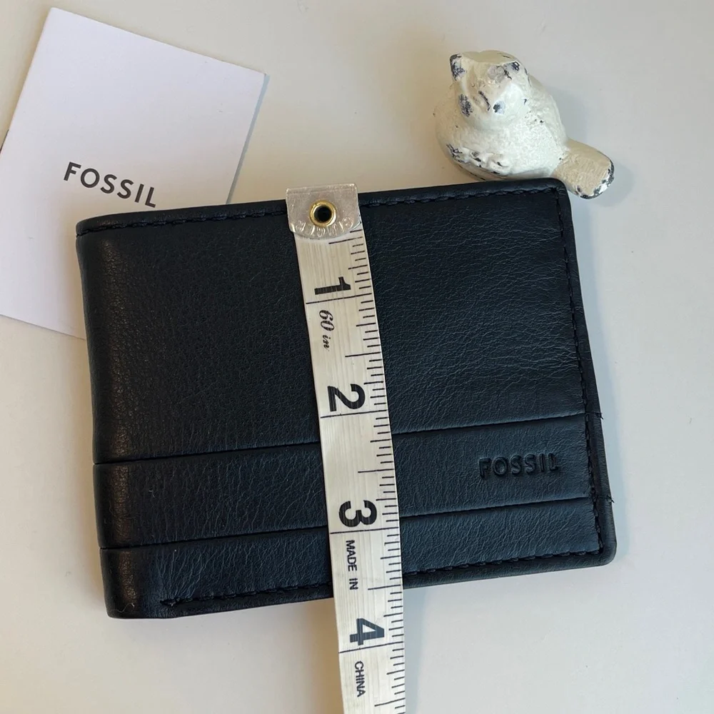 Fossil Men’s Lufkin Bifold Genuine Leather Black Wallet